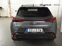 begagnad Lexus UX 250h F Sport Design 2023, SUV