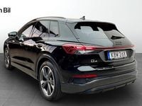 Begagnad Audi Q4 e-tron S-Line 150 kW (204 HK) 2022 Svart SUV