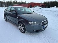 Begagnad Audi A3 Comfort 200 HK (147 kW) 2006 Grå Halvkombi