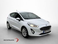 Begagnad Ford Fiesta Titanium 101 HK (74 kW) 2018 Vit Halvkombi