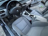 begagnad BMW 318 i Touring Advantage Euro 4