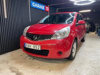 Begagnad Nissan Note 88 HK (64 kW) 2011 Röd Halvkombi