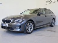 begagnad BMW 330e Touring 292hk Sportline/H&K/Elstolar/V-hjul