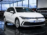 Begagnad VW Golf VII GTE 150 HK (110 kW) 2021 Vit Halvkombi