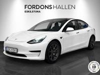 Begagnad Tesla Model 3 Standard Range Plus 239 kW (325 HK) 2021 Vit Sedan