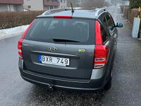 Begagnad Kia Ceed Sportswagon 115 HK (84 kW) 2010 Kombi