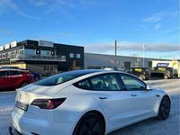 Begagnad Tesla Model 3 Long Range AWD 324 kW (441 HK) 2019 Sedan