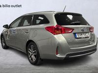 Begagnad Toyota Auris Touring Sports Edition 136 HK (100 kW) 2015 Ljusgrå Kombi