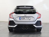 Begagnad Honda Civic 182 HK (133 kW) 2018 Silver Halvkombi