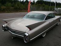 Begagnad Cadillac Serie 62 330 HK (242 kW) 1960 Grå Sedan