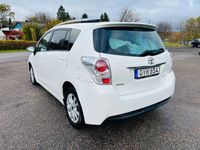 begagnad Toyota Verso 1.6 Euro 6 7-sits 111hk