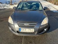 Begagnad Kia Ceed Sportswagon EX 125 HK (91 kW) 2007 Grå Kombi