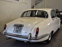 Begagnad Jaguar 420 178 HK (130 kW) 1968 Vit Sedan