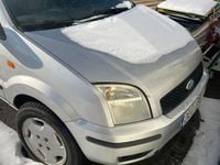 Begagnad Ford Fusion 80 HK (58 kW) 2005 Halvkombi