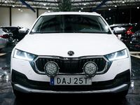 Begagnad Skoda Octavia Scout 200 HK (147 kW) 2021 Vit Kombi