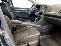 Begagnad Renault Mégane IV 140 HK (102 kW) 2023 Grå Kombi