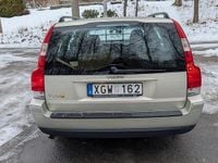 Begagnad Volvo V70 Business Edition 140 HK (102 kW) 2006 Kombi