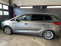 Begagnad Kia Carens 116 HK (85 kW) 2014 Grå Minibuss