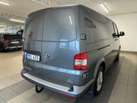 begagnad VW Transporter T5 2.0TDI 4Motion/Värmare/Drag/Nyserv