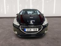 Begagnad Peugeot 208 82 HK (60 kW) 2014 Svart Halvkombi