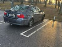 Begagnad BMW 325 218 HK (160 kW) 2005 Sedan