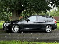 begagnad BMW 320 d Touring Steptronic Sport line 190 hk Drag Navi