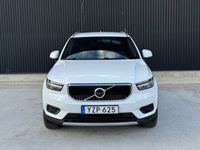 begagnad Volvo XC40 B4 Geartronic Momentum Carplay 360° Navi Dragkrok