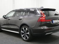 begagnad Volvo V60 CC B4 AWD Diesel Plus