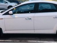 Begagnad Ford Mondeo Ghia 160 HK (117 kW) 2007 Vit Halvkombi