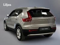 Begagnad Volvo XC40 Core 163 HK (119 kW) 2024 Silver SUV