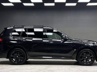 Begagnad BMW X7 M Sport 530 HK (389 kW) 2024 Svart SUV