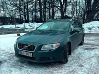 Begagnad Volvo V70 Summum 185 HK (136 kW) 2008 Kombi