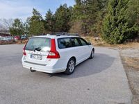 begagnad Volvo V70 D5 AWD Momentum Euro 4