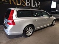 begagnad Volvo V70 II D3 Momentum Edition 163hk | Drag | Värmare