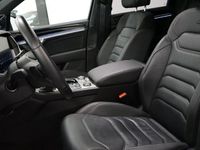 begagnad VW Touareg R eHybrid Driverassist/Innovation/Drag