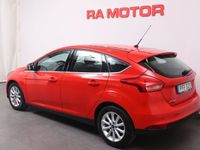 begagnad Ford Focus 1,0 EcoBoost 100hk Titanium 5D