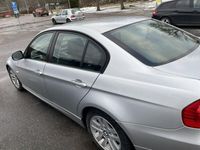 begagnad BMW 320 E90 LCI d Sedan