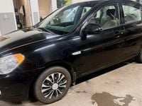 Begagnad Hyundai Accent 112 HK (82 kW) 2007 Svart Sedan