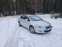 Begagnad Opel Astra 95 HK (69 kW) 2010