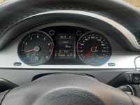 begagnad VW Passat Variant 1.4 TGI EcoFuel Premium, Sportline
