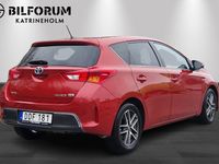 begagnad Toyota Auris Hybrid e-CVT Automat Nybesiktad