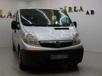Begagnad Opel Vivaro 117 HK (86 kW) 2007 Grå Minibuss