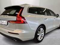 begagnad Volvo V60 D3 Momentum Advanced Edition 2020, Kombi