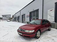 Begagnad Saab 9-3 154 HK (113 kW) 1999 Röd Halvkombi
