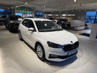 Ny Skoda Fabia 2026 Vit Halvkombi