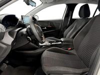 Begagnad Peugeot e-208 Active 100 kW (136 HK) 2022 Vit Halvkombi