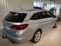 begagnad Opel Astra Sports Tourer 200hk drag Dynamic led kamera