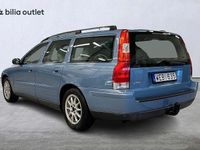 Begagnad Volvo V70 2005 Blå Kombi