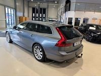 Begagnad Volvo V90 Momentum 190 HK (139 kW) 2018 Grå metallic Kombi