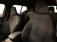Begagnad Volvo XC40 Single Motor 175 kW (238 HK) 2023 Svart SUV